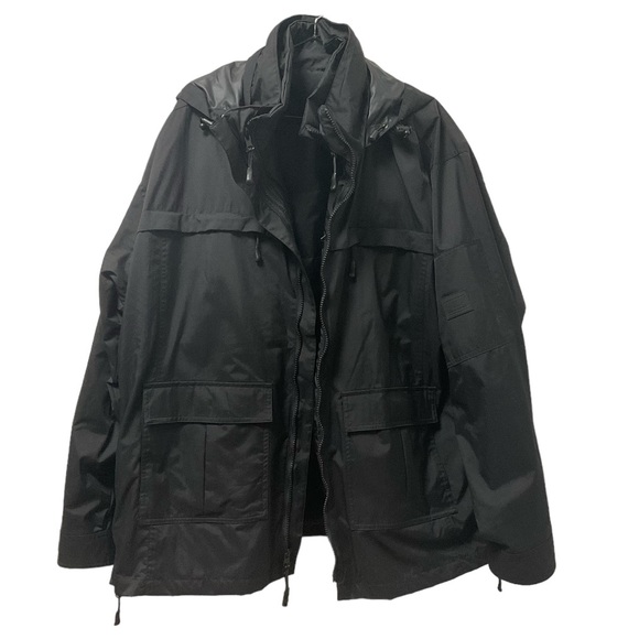 Magnum Essential Equipment Warm Zip Out Lined Hooded Coat! - Picture 5 of 5